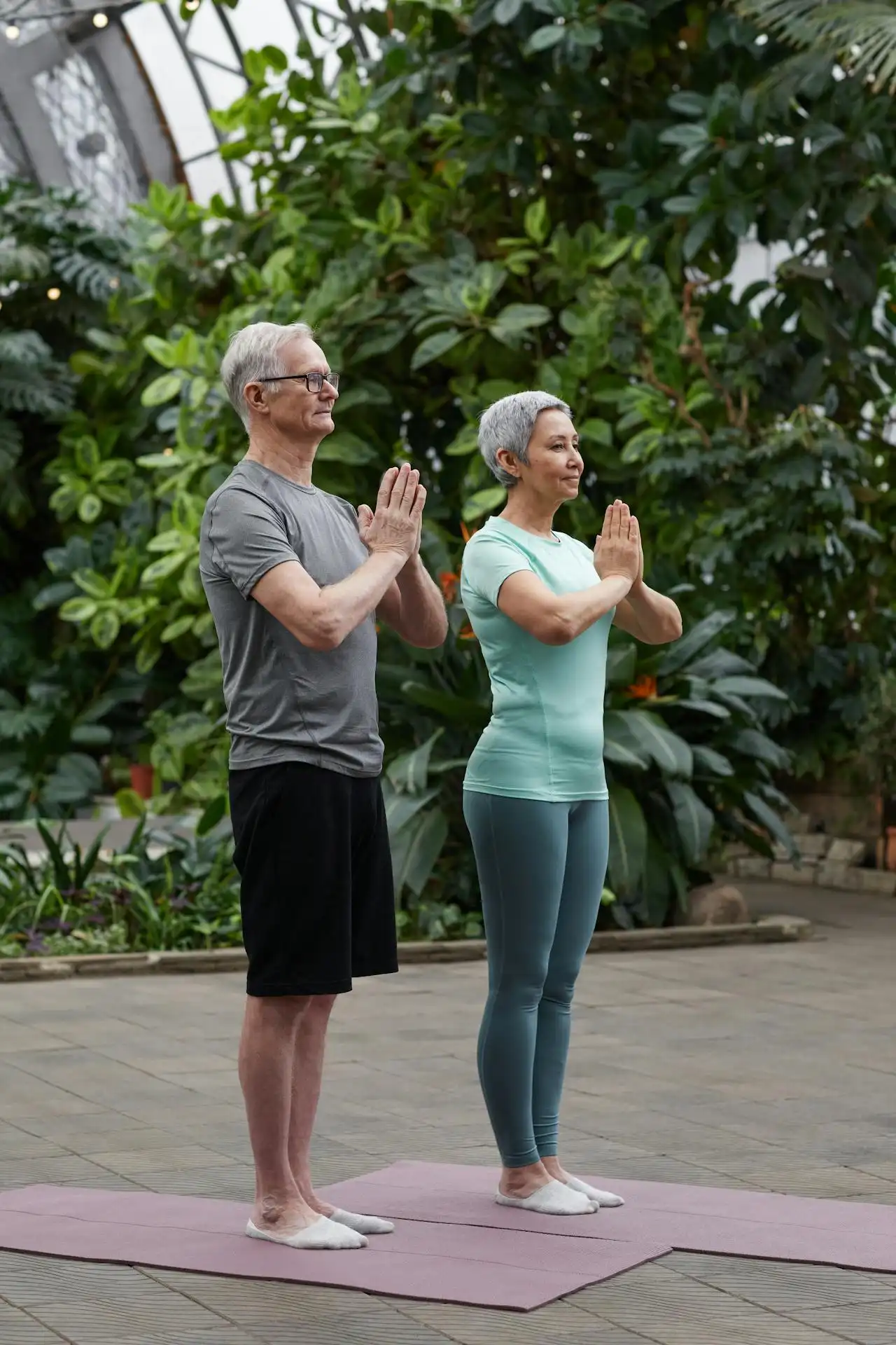 Personalized Ayurvedic weight loss program with Udvartanam, Panchakarma, herbal medicines, and yoga for detox and slimming.